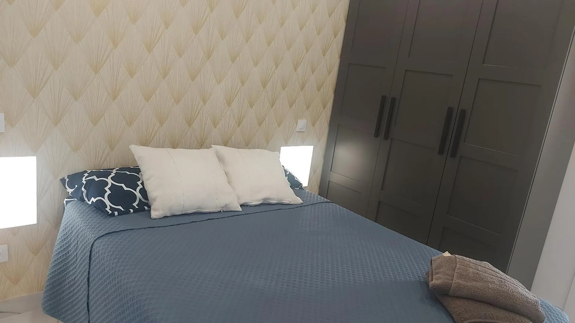 Apartamento Jardin Deluz, Con Wifi Y Parking Privado Gratis 산탄데르 아파트
