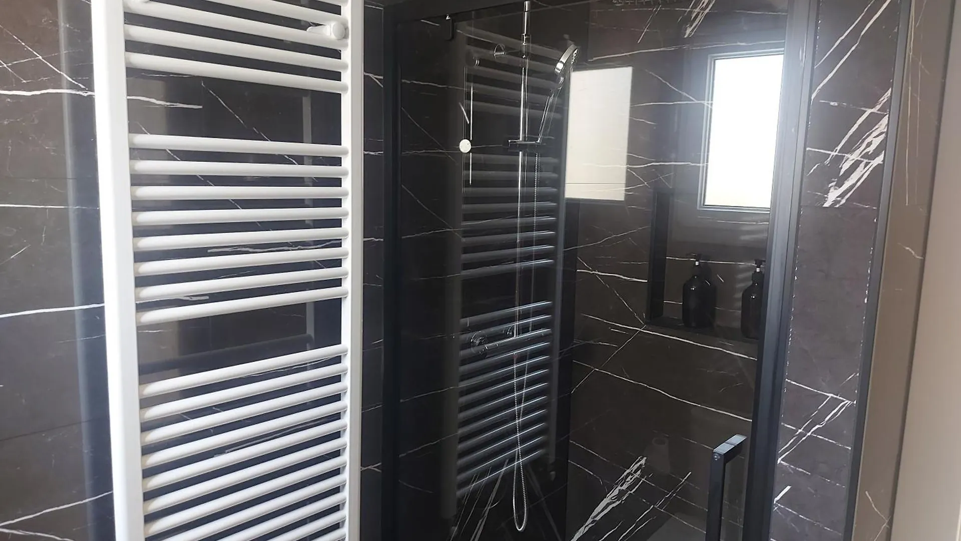 Apartamento Jardin Deluz, Con Wifi Y Parking Privado Gratis 산탄데르